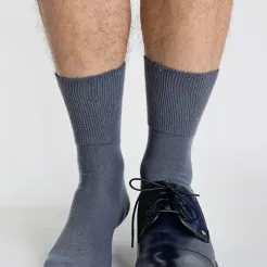 Skarpety Regina Socks Purista bezuciskowe antybakteryjne 35–46